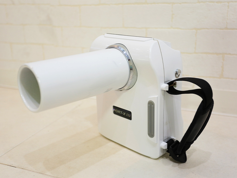携帯型レントゲン「ポートXⅢ」